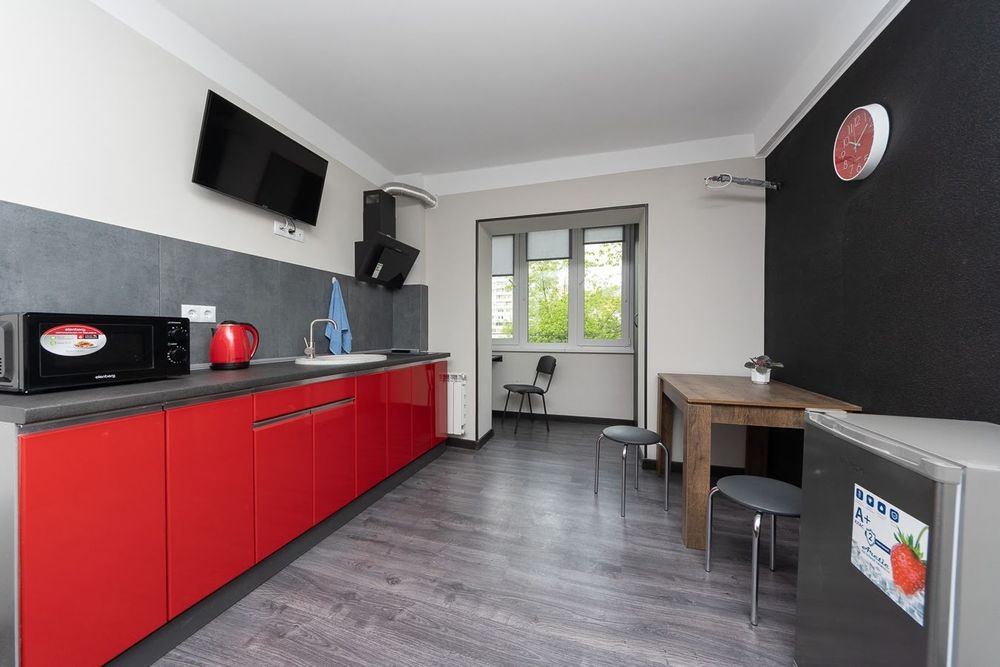 Смарт Квартира 2хв від метро Героїв Дніпра Оболонь