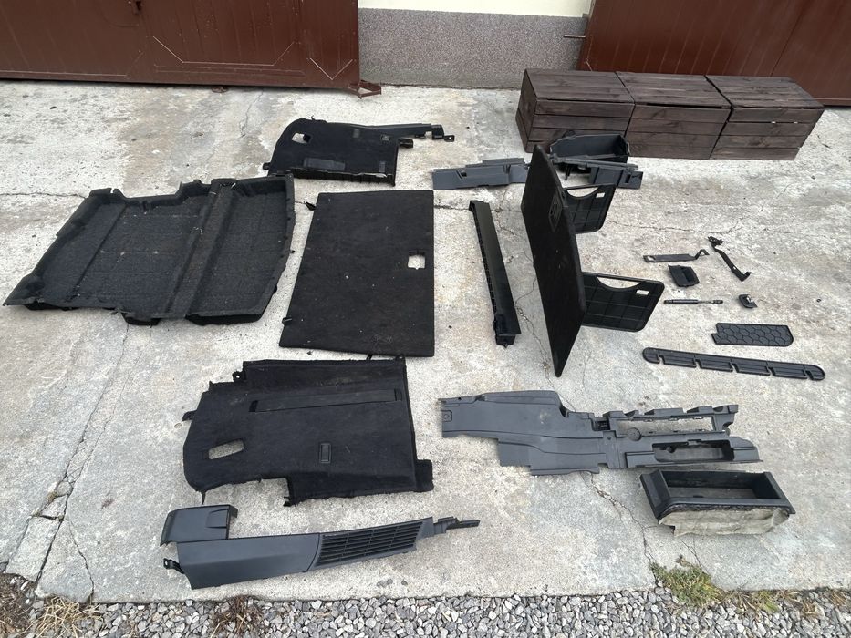 Podwojna podloga bagaznika e61 bmw komplet do montazu WYSYLKA pobranie