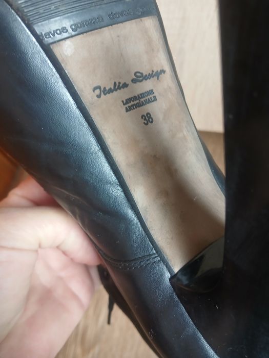 Продам шкіряні черевички