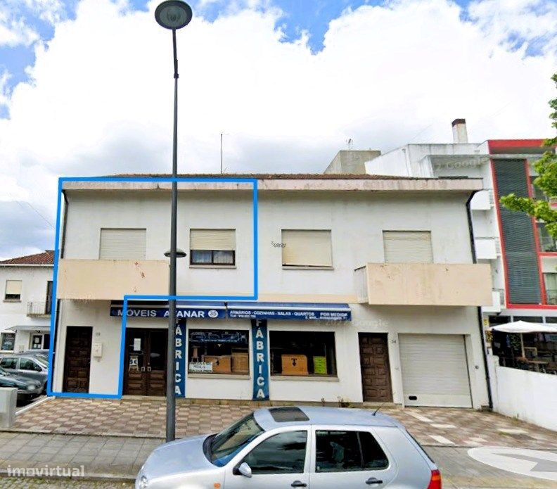 Apartamento T2+3 com Quintal no Centro de Valença