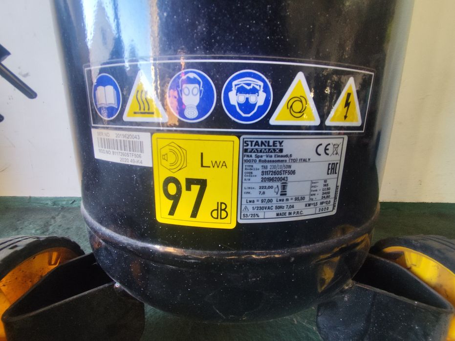 Kompresor pionowy Stanley FatMax 50L