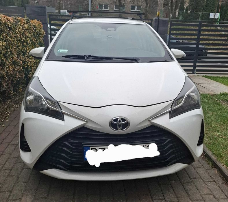 Toyota Yaris rok produkcji 2017