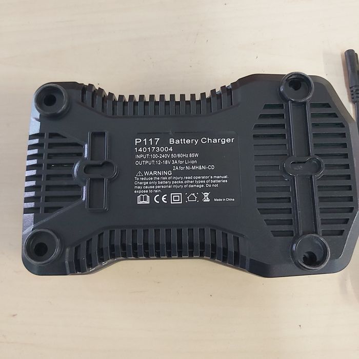 Szybka Ładowarka do baterii  Ryobi P117 12V-18V ONE+ Nowa