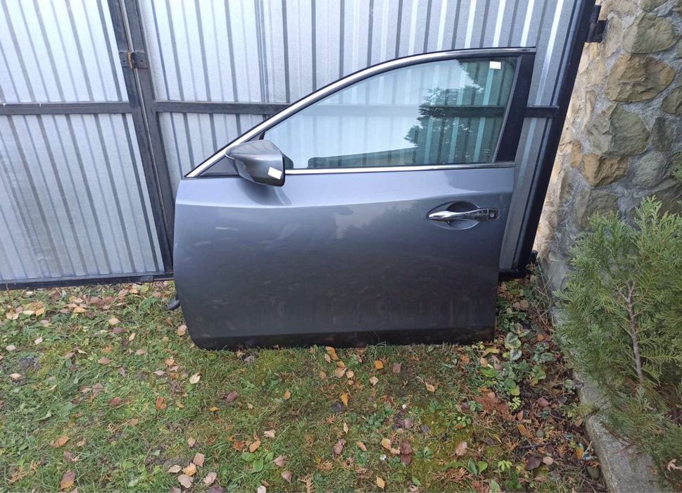 Двері Nissan Altima 2016 2017 2018