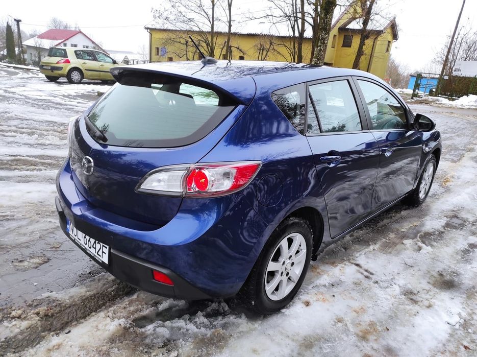 MAZDA 3 1.6 BENZYNA 105KM 2010r XENON navi klima alu ZAREJESTROWANA