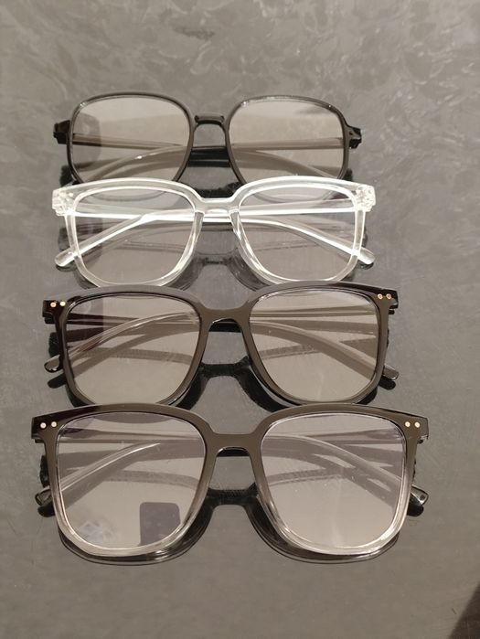 Имиджевые очки нулевки в глянцевой оправе