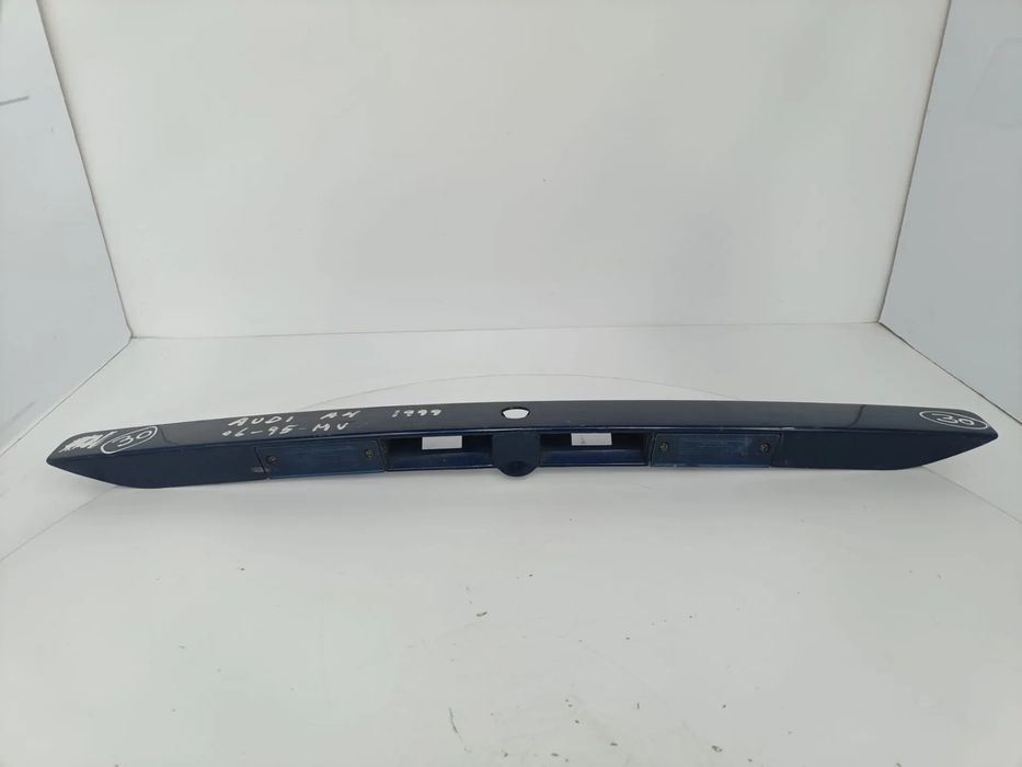 Friso tampa mala / régua luzes matricula AUDI A4 (8D2, B5)