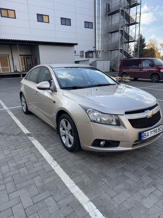 Шевроле Круз офіціал