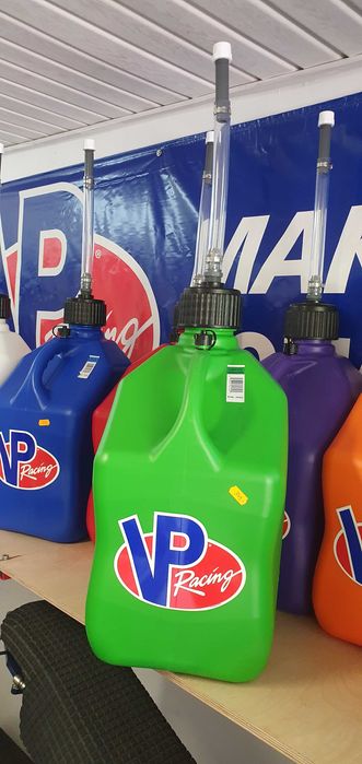 Kanister 20L VP RACING zielony kwadrat + wąż