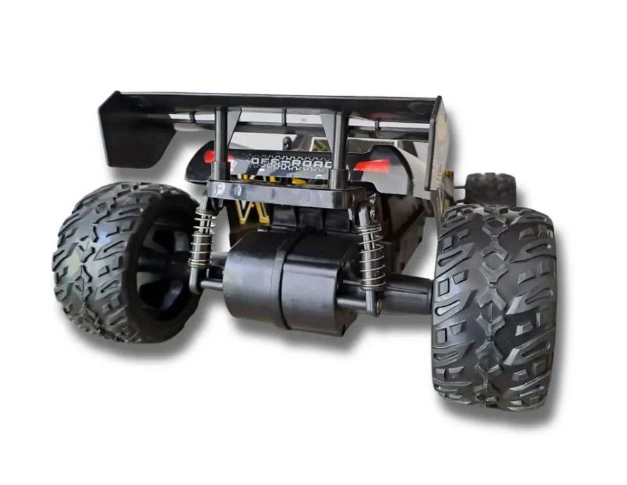 Машинка на радиоуправлении