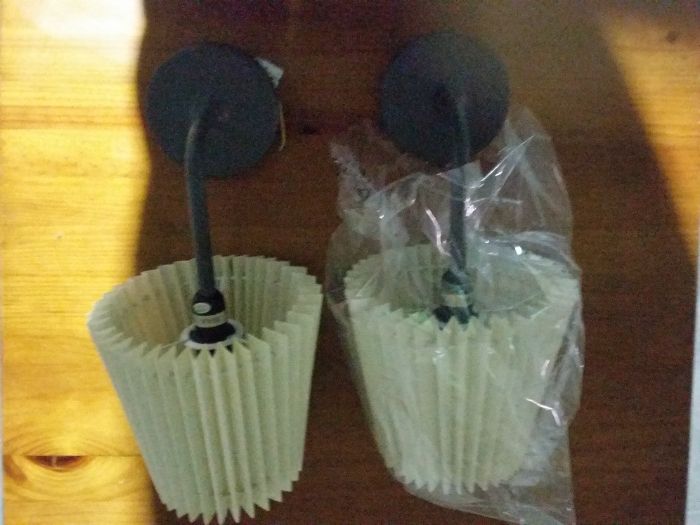 2 apliques de parede usados, como novos.