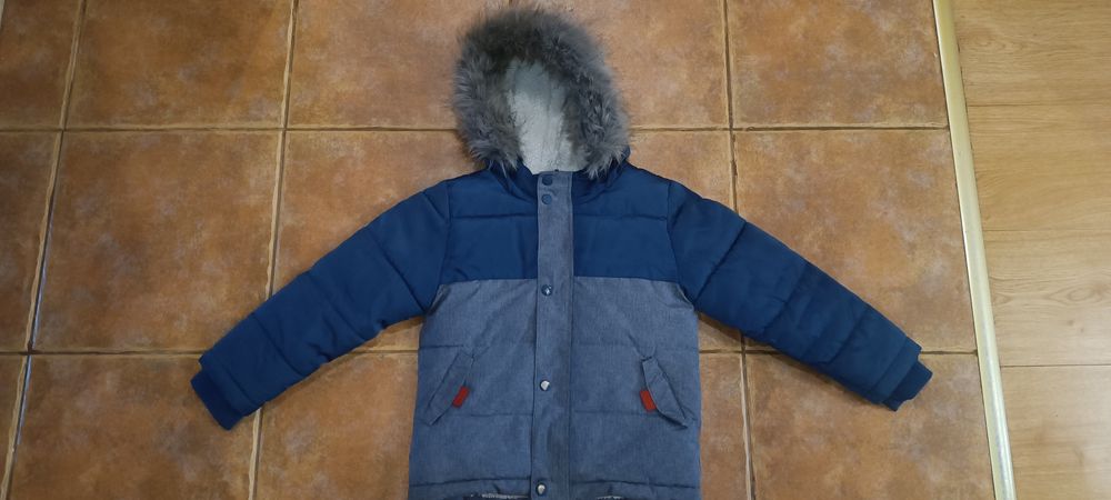 Курточка на хлопця 5-6 років