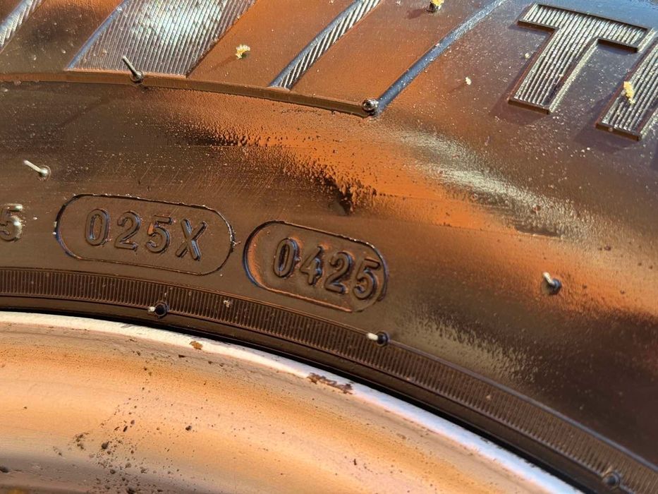 Шини 225/70R15c Kleber 25рік резина