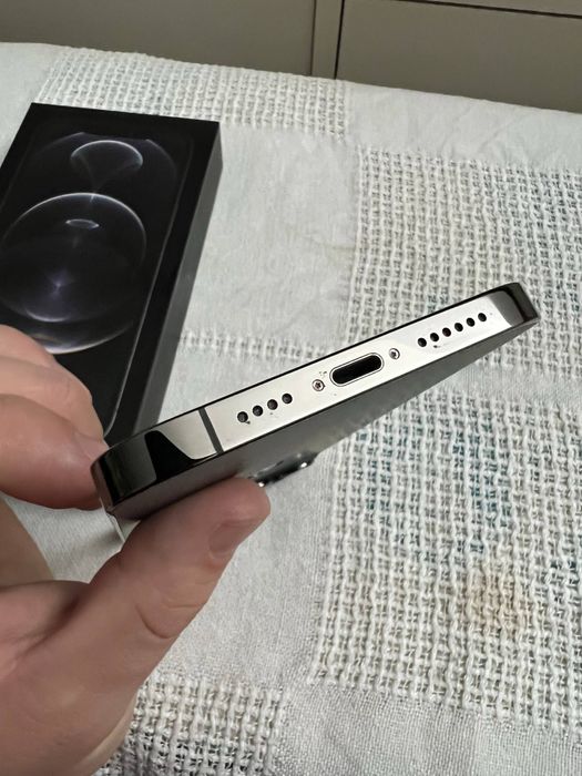 512 GB Iphone 12 pro max