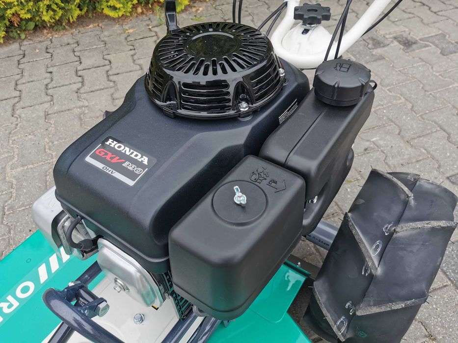 Karczownica rotacyjna OREC SH71H(W) do wysokich traw, zarośli i farm