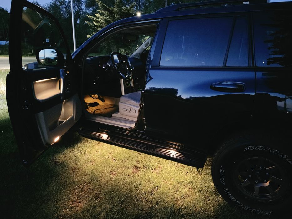 Piękna  Toyota Land Cruiser 150 Polski salon  bezwypadkowe