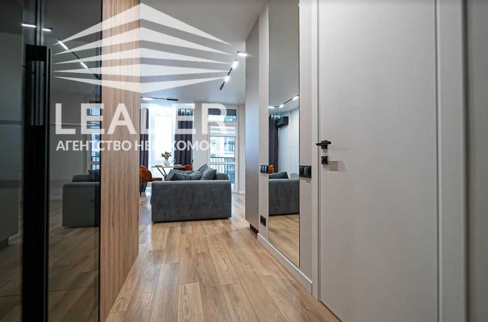 Продам 1кв.Жк"Лісопарковий"-ДИЗАЙНЕРСЬКА-Студія+Балкон-Гардеробка!