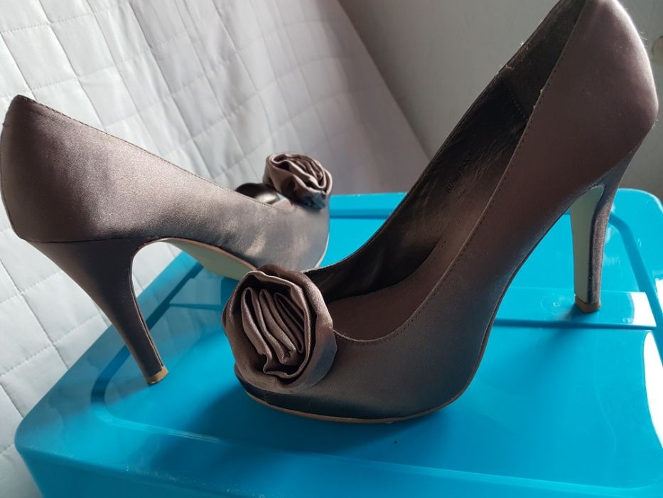 Buty na obcasie Reserved r. 37