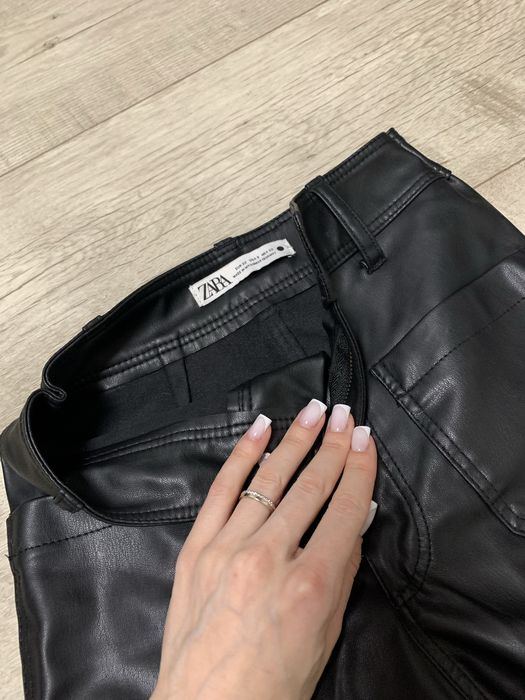 Шкіряні штани zara.