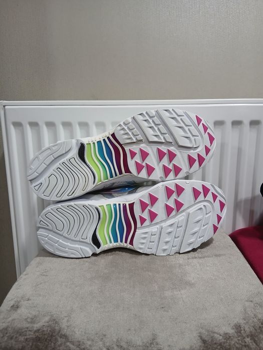 Saucony grid web iridescent розмір 46.5
