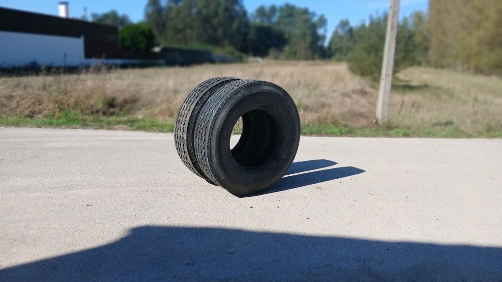 Par de pneus camião direccionais 315/80 R22.5