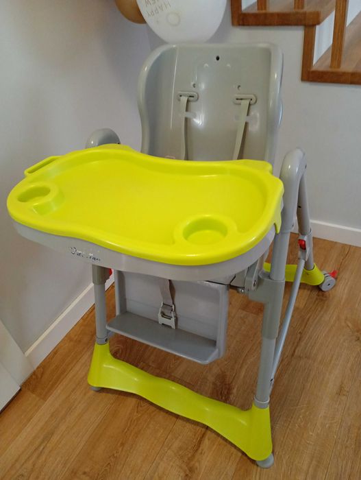 Fotelik do karmienia