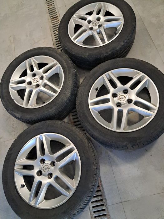 O4x alufelgi 16 " z oponami.