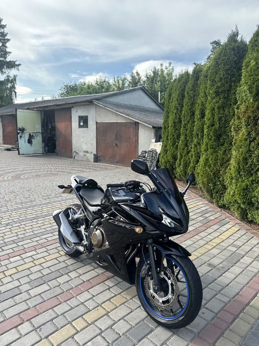 Продам Honda CBR 400R