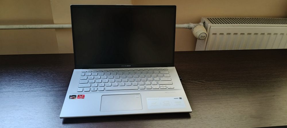 Netbook Asus VivoBook 14