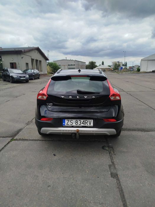 Sprzedam Volvo Cross Country - 2017