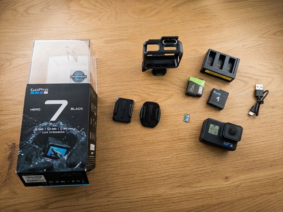 GoPro HERO7 Black + Acessórios + Cartão SD