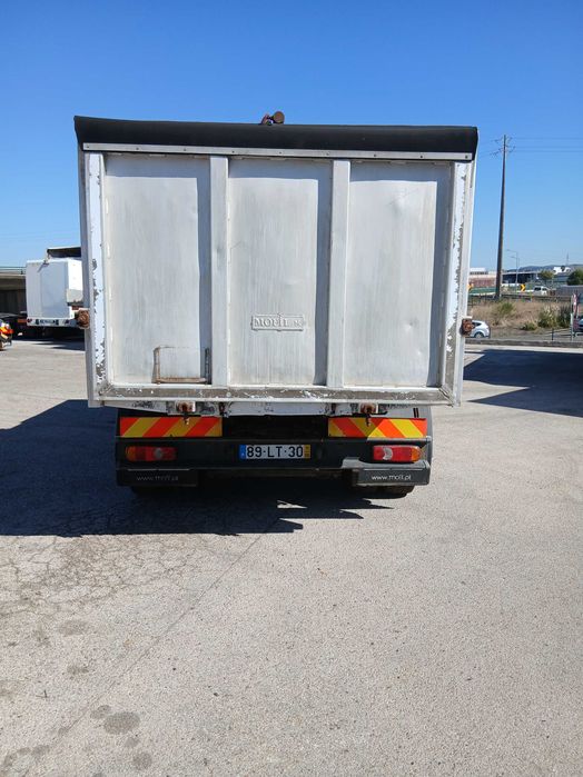 Camião Renault c/grua e bascula