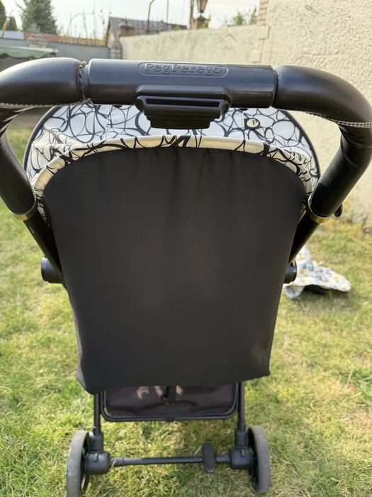 Коляска прогулянкова Peg-Perego Selfie, Grafic Gold
