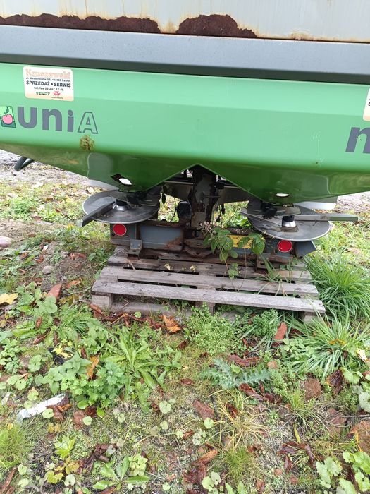 Rozsiewacz nawozów Unia mx 850  mxl 1200