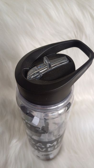 Butelka  „GAME OVER”.