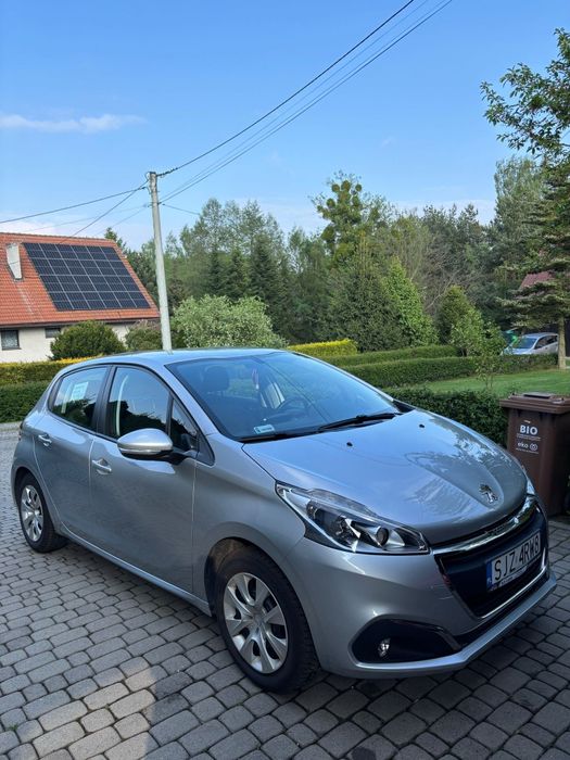 Peugeot 208 Super stan