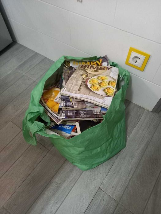 Revista culinária Bimby Saco completamente cheio