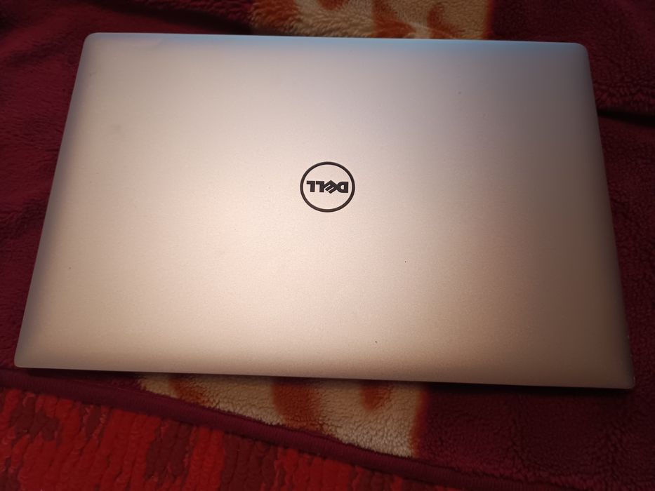 Продам ноутбук DEL PRECISION 5510 15.6"i7-6820 HQ,Hvidia 2GB,16GB