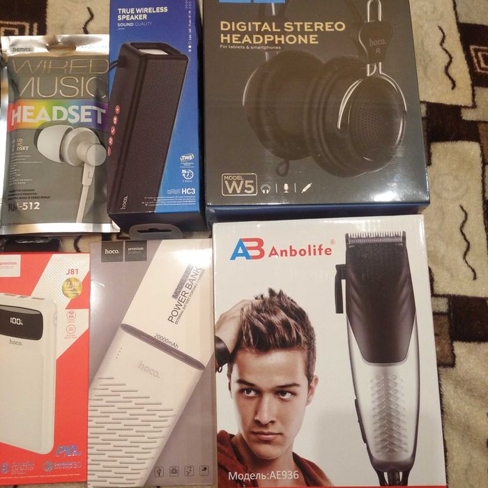 Павербанки машинка для стрижки наушники аксессуары для смортфонов