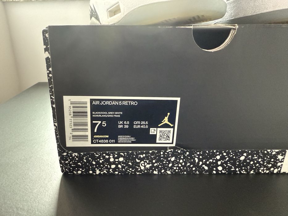 Air Jordan 5 “Moonlight” (2021) [40.5]