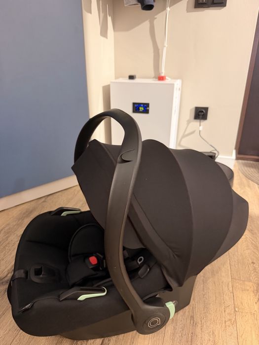 Автолюлька anex cosmo + адаптери на візок.