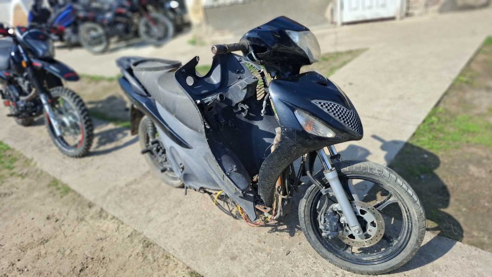 Скутер suzuki lets 4 Інжектор