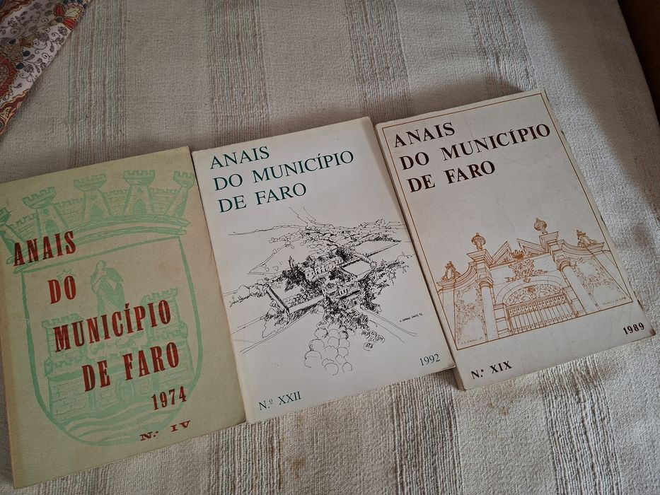 3 livros Anais do Município de Faro