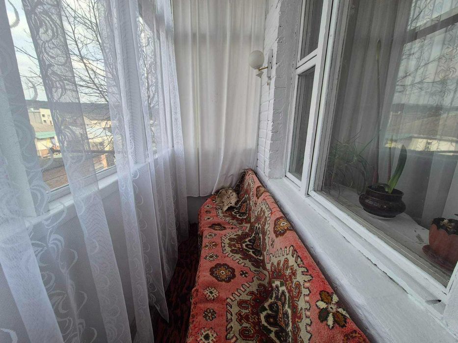 Продається 3-кімнатна квартира по вул. Стависька
