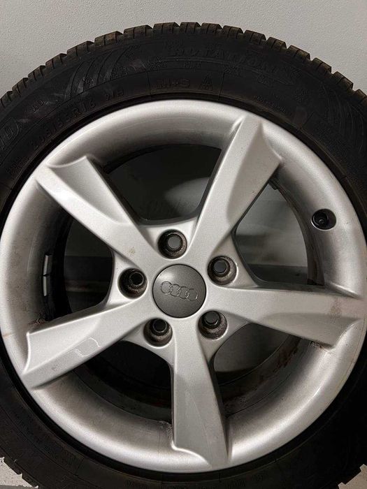 Oryginalne koła zimowe Audi A3 16" ET48 – komplet