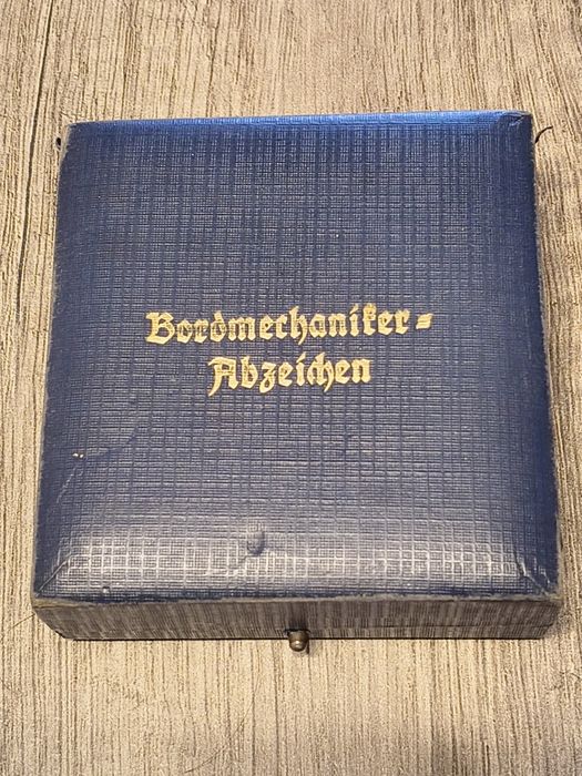 Militaria III Reich Distintivo Luftwaffe Artilheiro aérea no estojo
