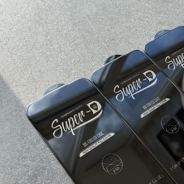 Захисне скло iphone 17 pro max Super D. Защитное стекло айфон 17 про макс
