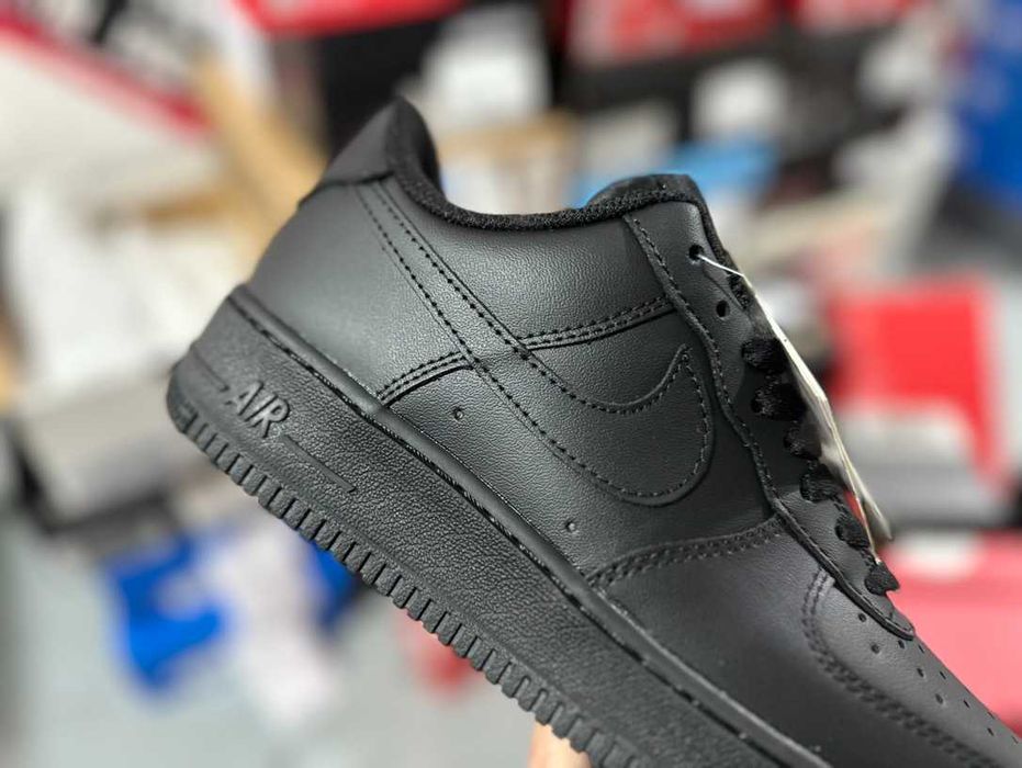 Nike_Air_Force_1_Low_'07_Black męskieTrampki r.38.5