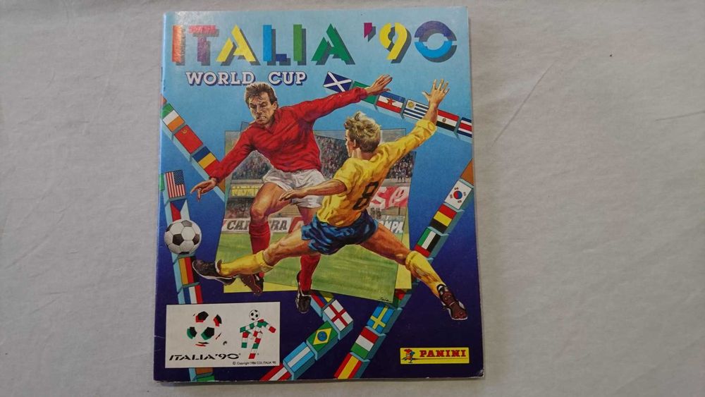 PANINI - Euro 92 - 84 - 2000; França 98; Espanha 82; USA 94; Itália 90
