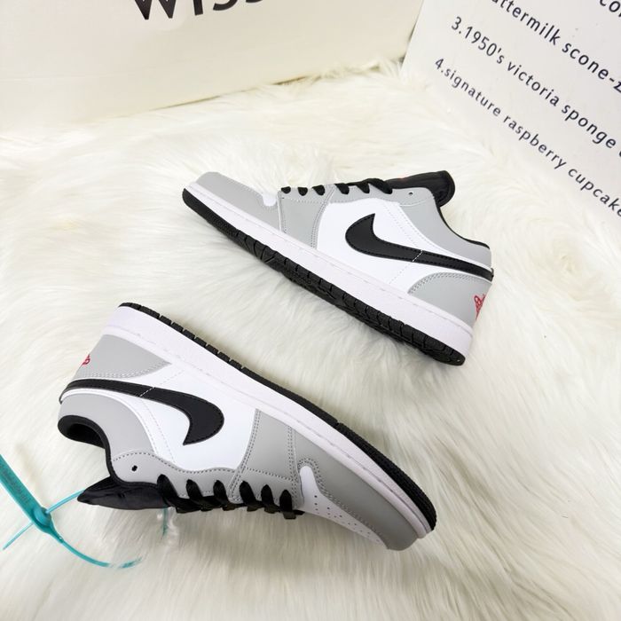 Air Jordan 1 Low Szaro-czarne